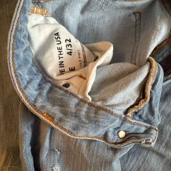 Distressed Light Blue Jeans - Picture 3 of 4